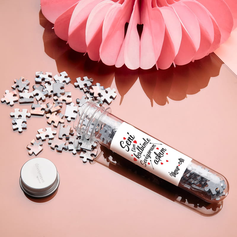 Lovity™ Kapsülde Puzzle